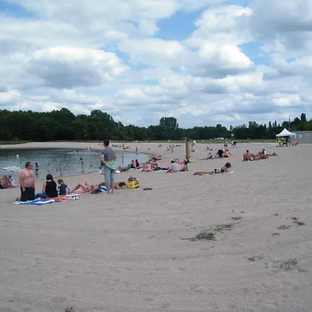 Chez Laurent Et Sandrine - Parking - Jusqu'a 4 - 6 Couchages - Possibilite De Petit-dejeuner - Possibilite De Privatif Chantraine
