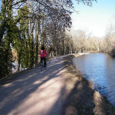 Chez Laurent Et Sandrine - Parking - Jusqu'a 4 - 6 Couchages - Possibilite De Petit-dejeuner - Possibilite De Privatif Lejlighed Chantraine