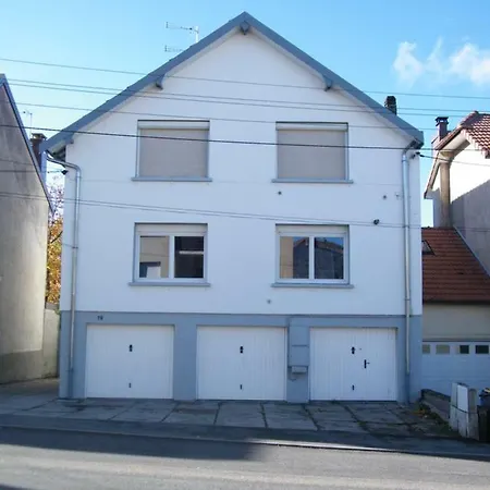 Chez Laurent Et Sandrine - Parking - Jusqu'a 4 - 6 Couchages - Possibilite De Petit-dejeuner - Possibilite Privatif Et Piscine Apartman Chantraine