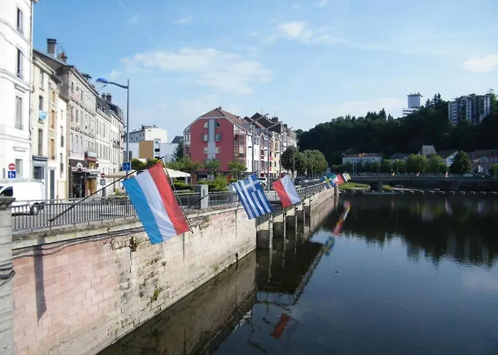 Chez Laurent Et Sandrine - Parking - Jusqu'a 4 - 6 Couchages - Possibilite De Petit-dejeuner - Possibilite De Privatif - Piscine A 20 Minutes Apartmán Chantraine