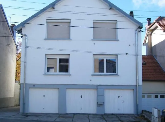 Chez Laurent Et Sandrine - Parking - Jusqu'a 4 - 6 Couchages - Possibilite De Petit-dejeuner - Possibilite De Privatif - Piscine A 20 Minutes Apartmán Chantraine